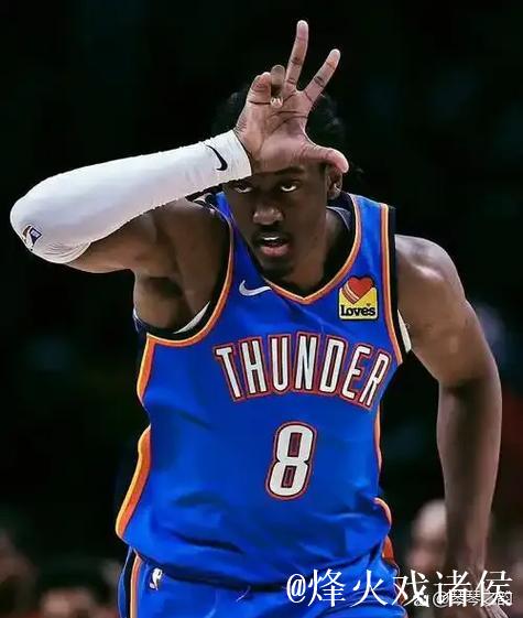 乌多基社媒无意泄密热刺新战术，手抛球成关键要素