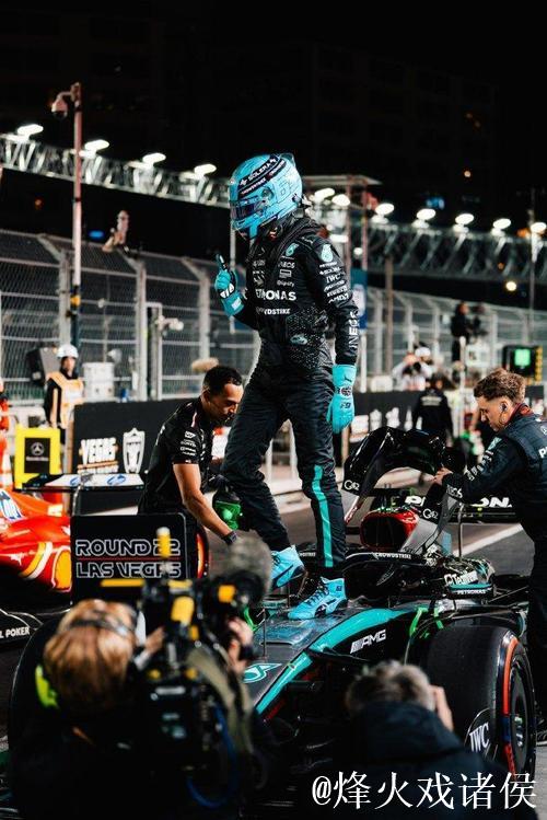 F1加拿大站排位赛：拉塞尔夺杆位，维斯塔潘紧随其后