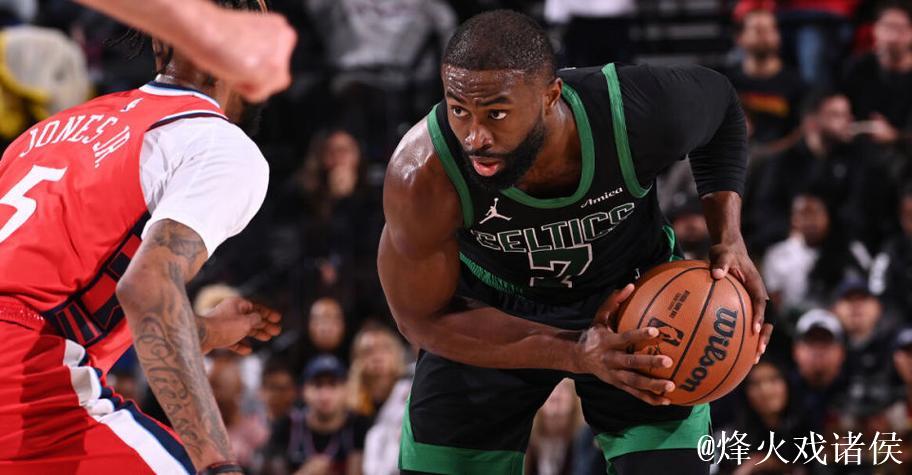 布朗狂砍50+5怀特贡献29+7 凯尔特人终结快船6连胜之路